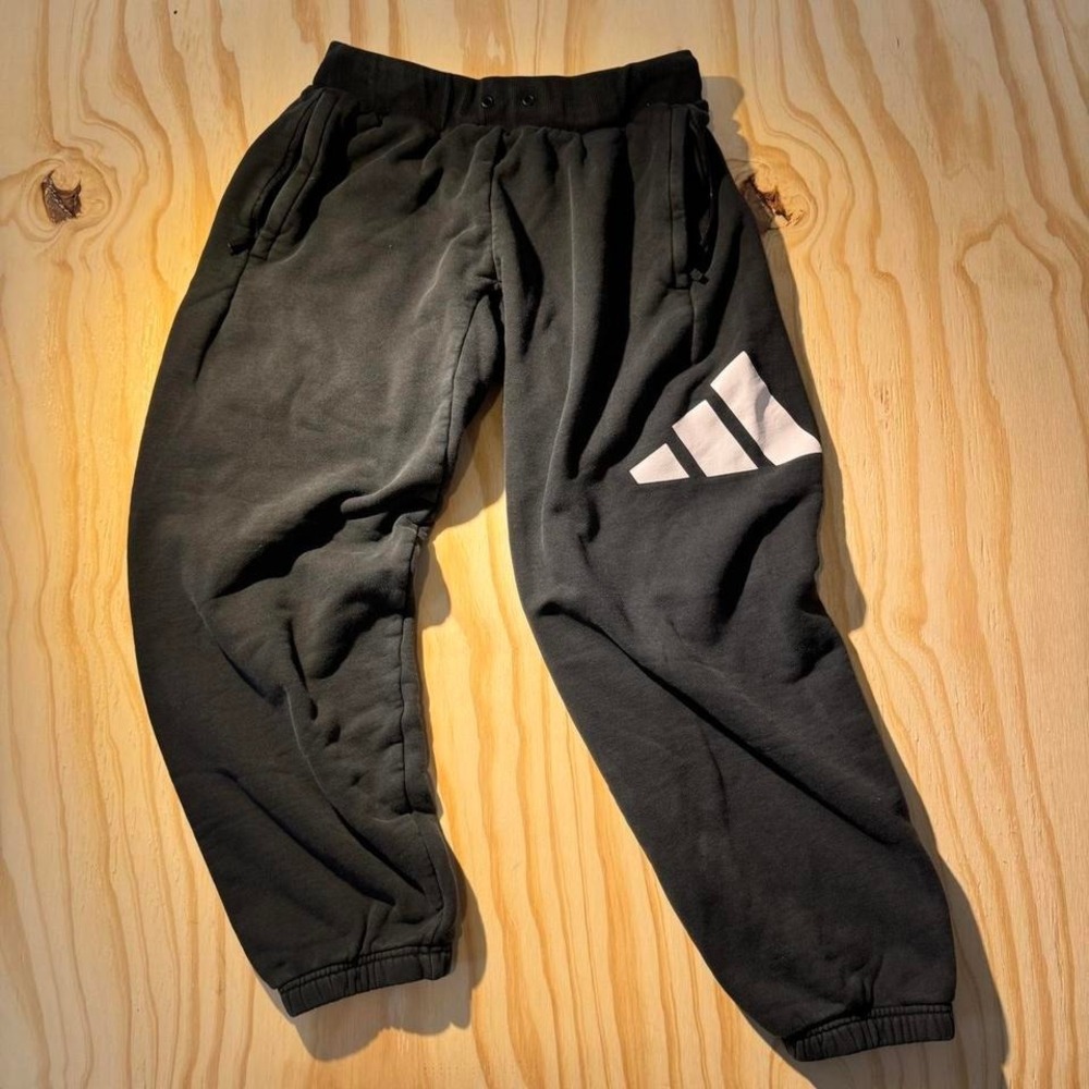 Adidas s